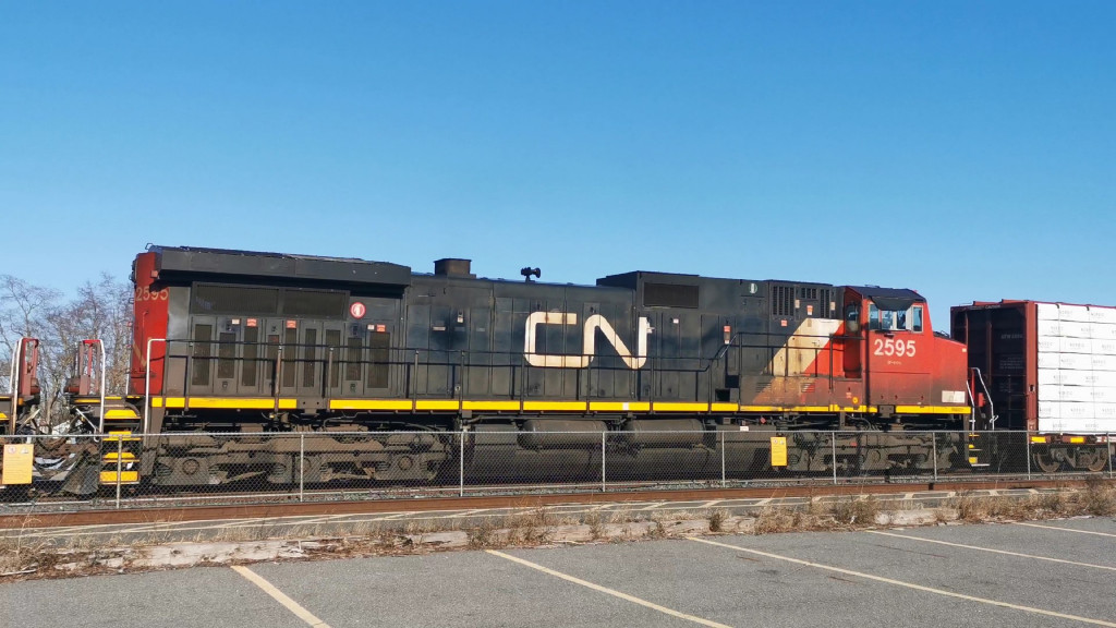 CN 2595